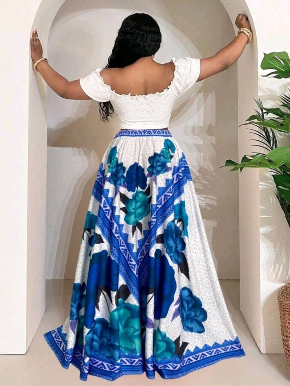 Beautiful Blue Floral Maxi Skirt - Elegant Boho Print - Picture 3 of 7